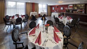 Der Valk Hotel 4*