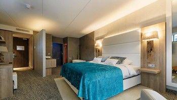 Hotel Der Valk 4*